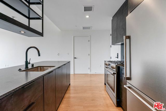 10700 Tabor Street 416, Los Angeles, CA 90034