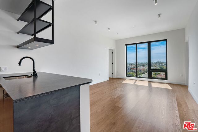 10700 Tabor Street 416, Los Angeles, CA 90034