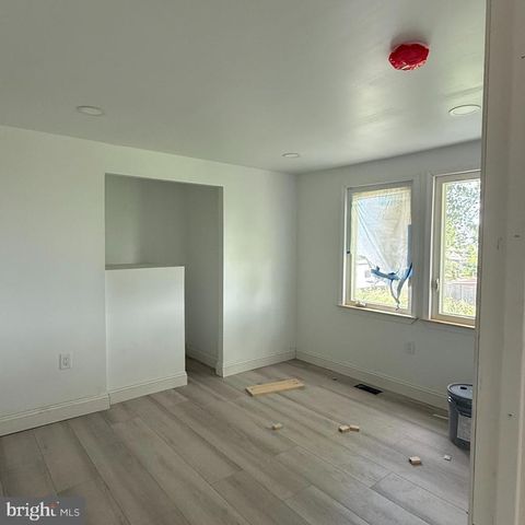 543 OLD STREET RD, Feasterville Trevose, PA 19053