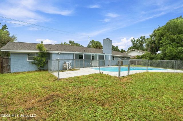 331 Big Lake Road, Biloxi, MS 39531