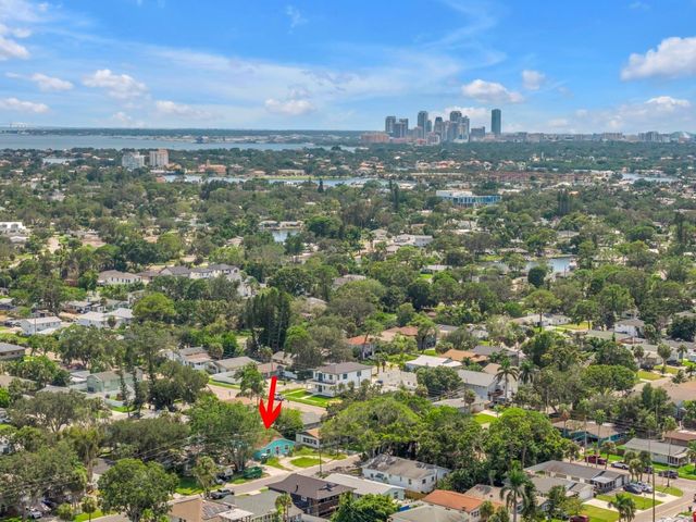 1820 MONTANA AVENUE NE, St Petersburg, FL 33703