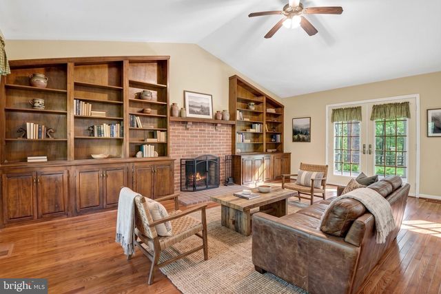 2055 MANCHESTER RD, Westminster, MD 21157