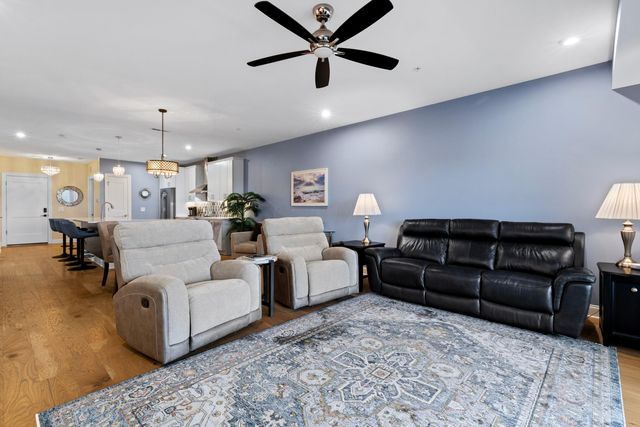 5285 Highpointe Lakes Drive, 3202, Westerville, OH 43081