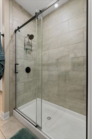 5285 Highpointe Lakes Drive, 3202, Westerville, OH 43081