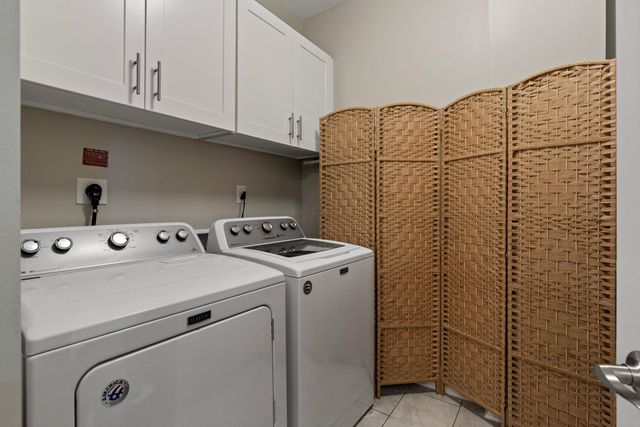 5285 Highpointe Lakes Drive, 3202, Westerville, OH 43081