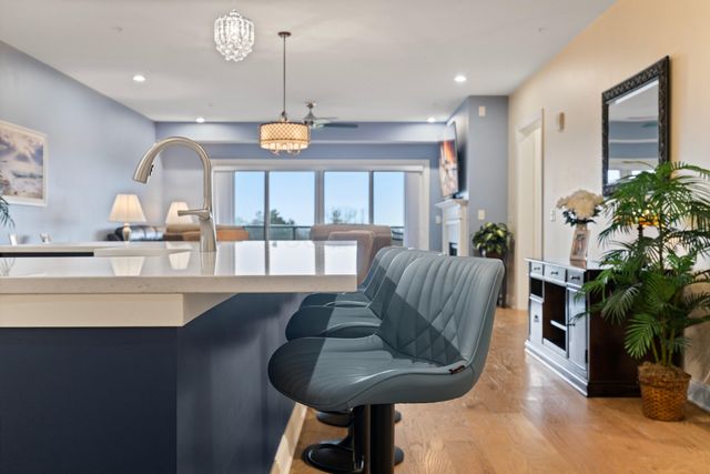 5285 Highpointe Lakes Drive, 3202, Westerville, OH 43081