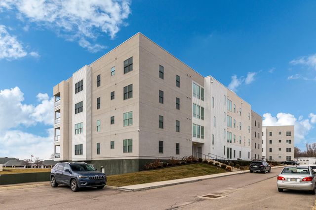 5285 Highpointe Lakes Drive, 3202, Westerville, OH 43081