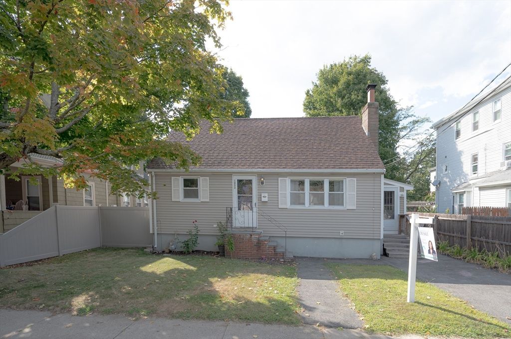 1853 Hyde Park Ave, Boston, MA 02136