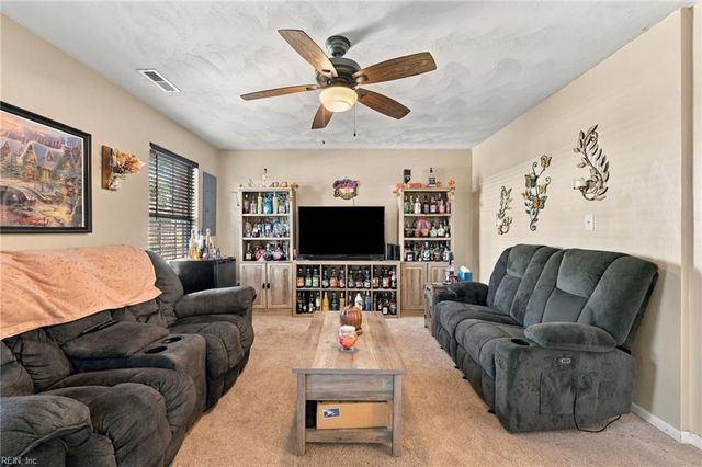 118 Majestic DR, Suffolk, VA 23434