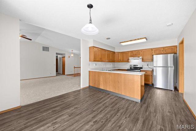 1406 Blackberry Lane, O'fallon, IL 62269