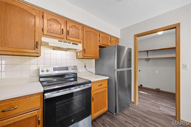 1406 Blackberry Lane, O'fallon, IL 62269