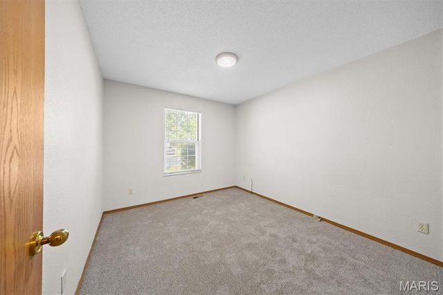 1406 Blackberry Lane, O'fallon, IL 62269