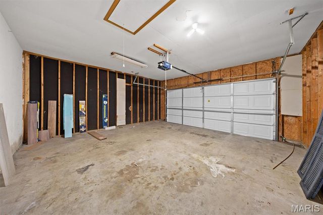 1406 Blackberry Lane, O'fallon, IL 62269