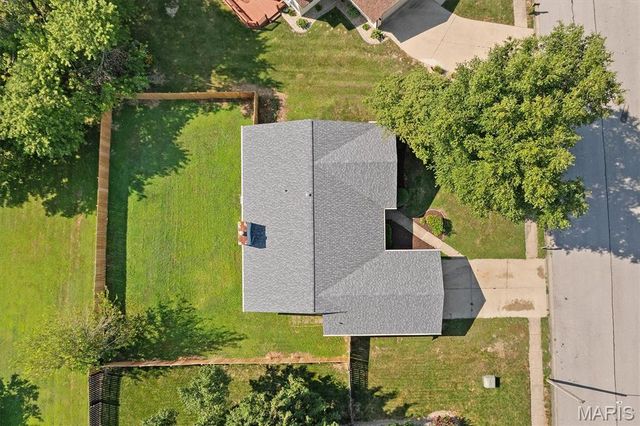 1406 Blackberry Lane, O'fallon, IL 62269
