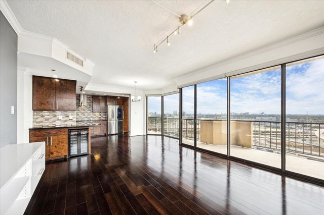 3350 Mccue Road 2201, Houston, TX 77056