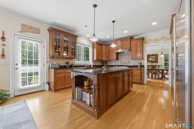 48 Winton Farm Road, Newtown, CT 06470
