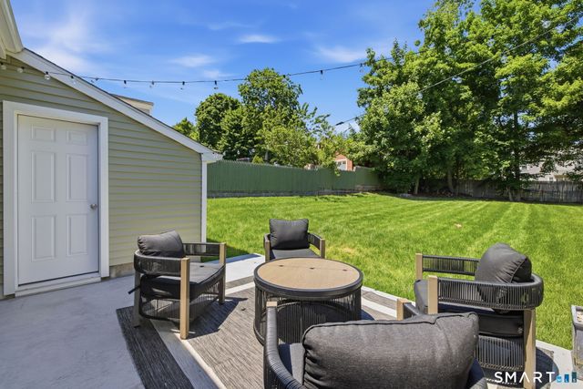 22 Rockledge Drive, West Hartford, CT 06107