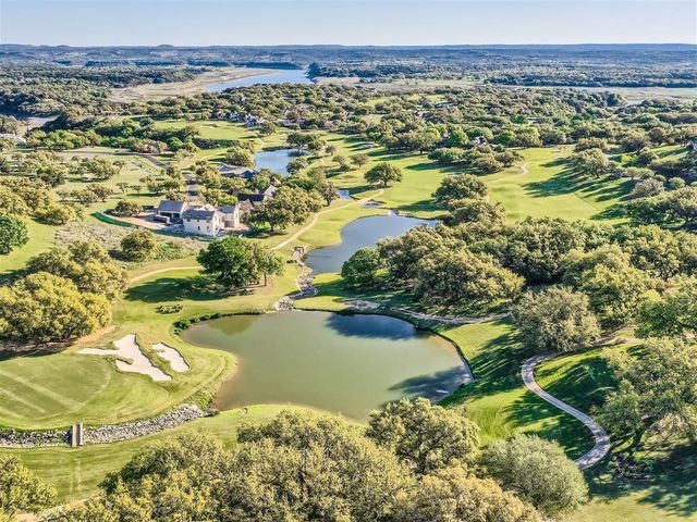 27209 Waterfall Hill PKWY, Spicewood, TX 78669
