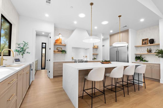 5564 Fetz Ln, Fair Oaks, CA 95628