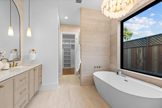 5564 Fetz Ln, Fair Oaks, CA 95628