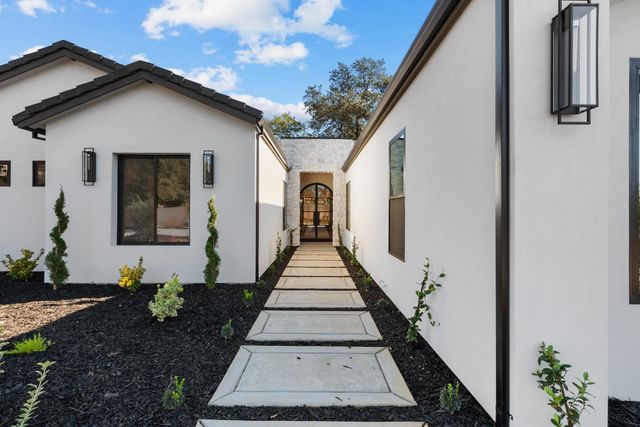 5564 Fetz Ln, Fair Oaks, CA 95628