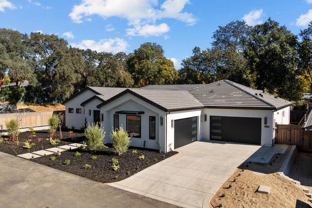 5564 Fetz Ln, Fair Oaks, CA 95628
