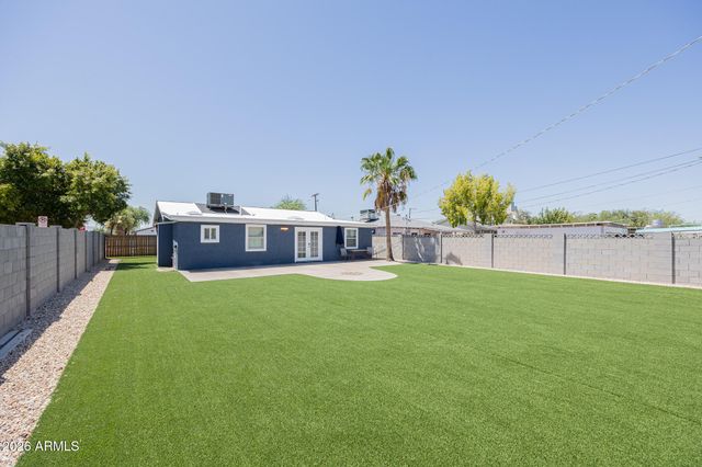 1346 E ALMERIA Road, Phoenix, AZ 85006