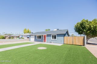 1346 E ALMERIA Road, Phoenix, AZ 85006