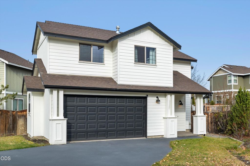 20372 Rocca Way, Bend, OR 97702