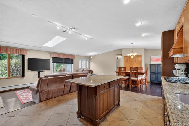 152 Robinson Lane, Wappingers Falls, NY 12590