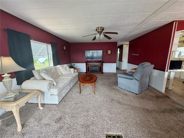 187 JACARANDA DRIVE, Leesburg, FL 34748