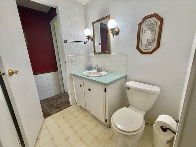 187 JACARANDA DRIVE, Leesburg, FL 34748