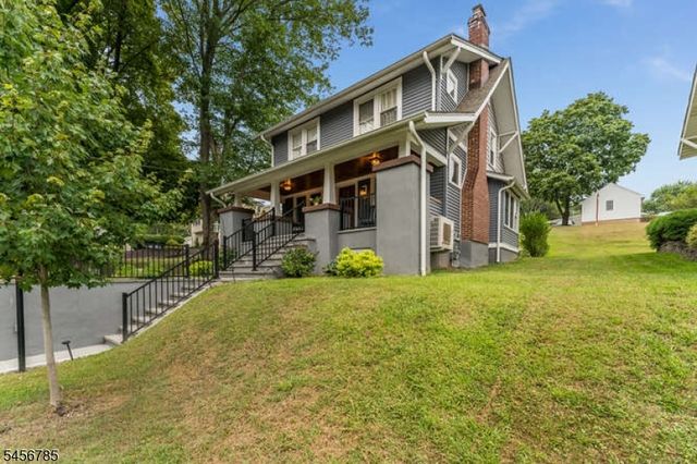 169 Leigh St, Clinton Town, NJ 08809