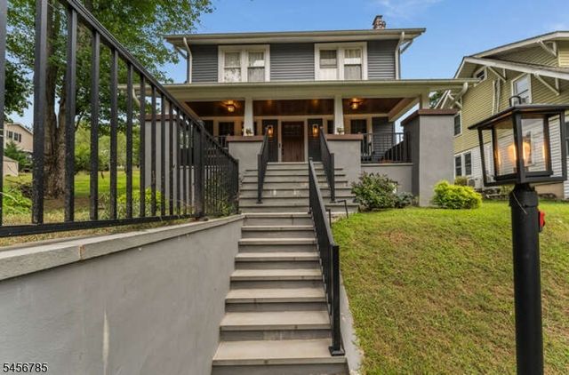 169 Leigh St, Clinton Town, NJ 08809