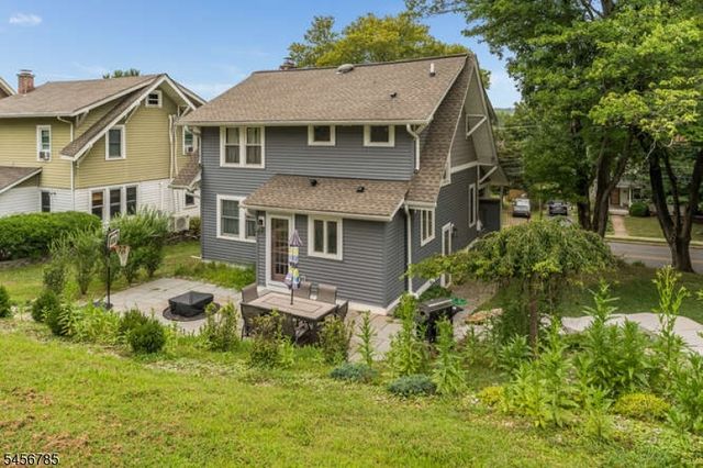 169 Leigh St, Clinton Town, NJ 08809