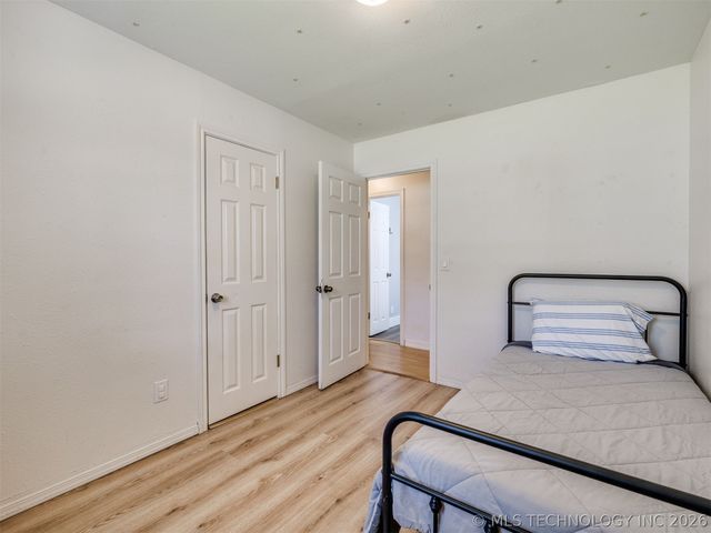 30174 E 150th Street S, Coweta, OK 74429