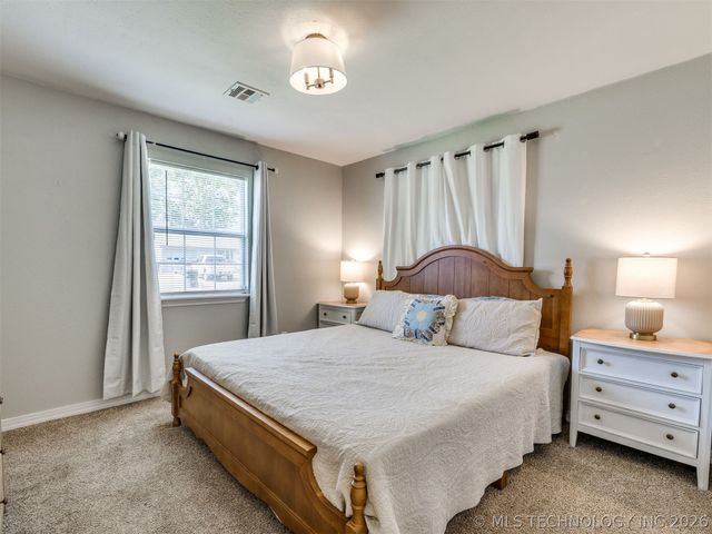 30174 E 150th Street S, Coweta, OK 74429