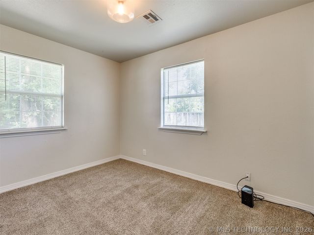30174 E 150th Street S, Coweta, OK 74429