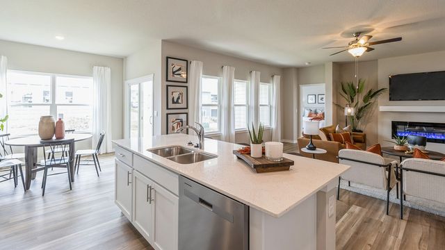 919 2nd Street NE, Altoona, IA 50009