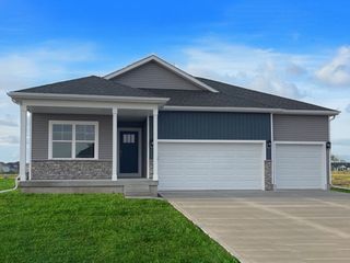 919 2nd Street NE, Altoona, IA 50009