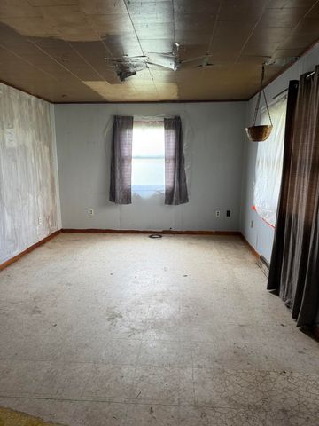 8356 E Loop Road, Hesperia, MI 49421