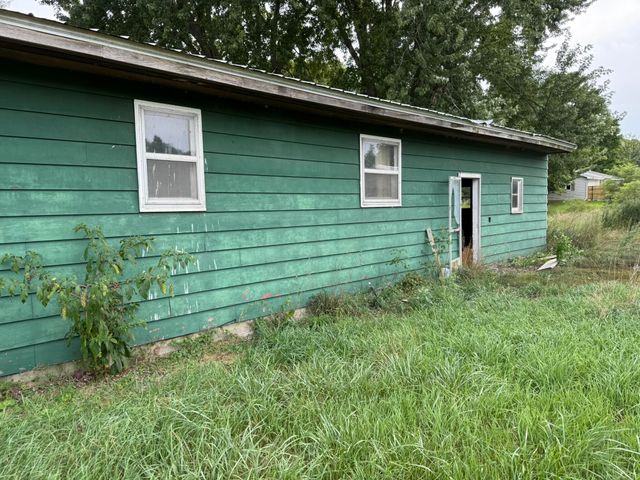 8356 E Loop Road, Hesperia, MI 49421