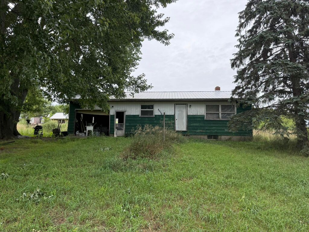 8356 E Loop Road, Hesperia, MI 49421