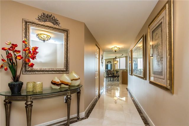 2001 N Ocean Blvd 804, Fort Lauderdale, FL 33305