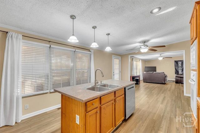 207 Southern Charm Way, Guyton, GA 31312