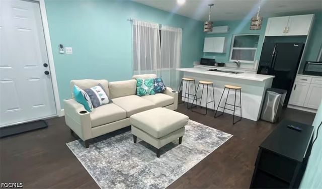 4630 New Haven DR, Fort Myers, FL 33908