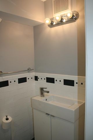 49 Brimmer St 10, Boston, MA 02108