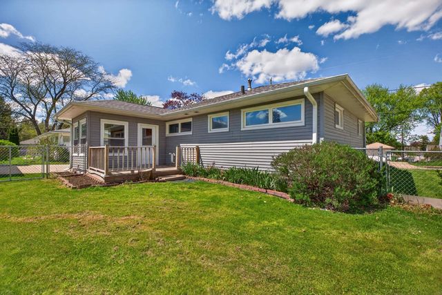 1710 E Mitchell Avenue, Waterloo, IA 50702