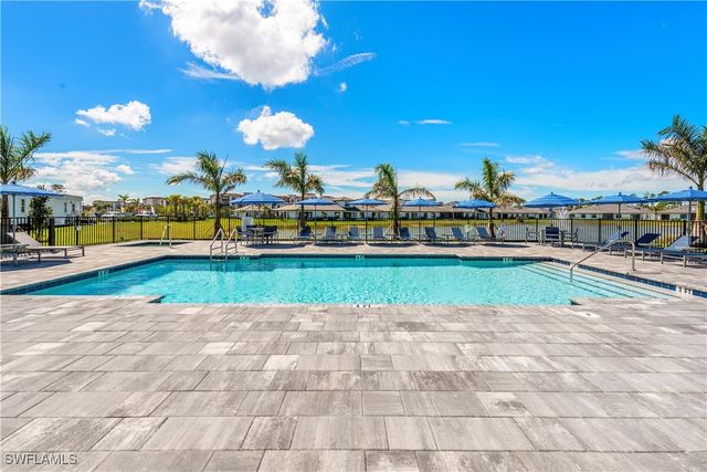 10941 PREACHERS COVE LN, Fort Myers, FL 33913