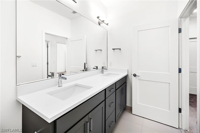 10941 PREACHERS COVE LN, Fort Myers, FL 33913